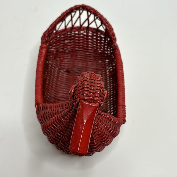 Red Wicker Duck Basket | Planter Decor Boho Key Holder 70’s Household Item DUCK - Picture 2 of 6